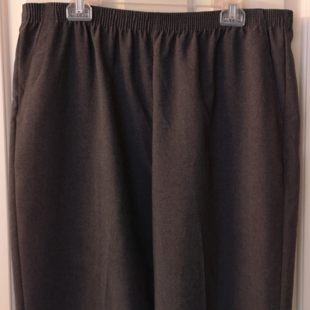❤️ Grey Dress Pants 22W
